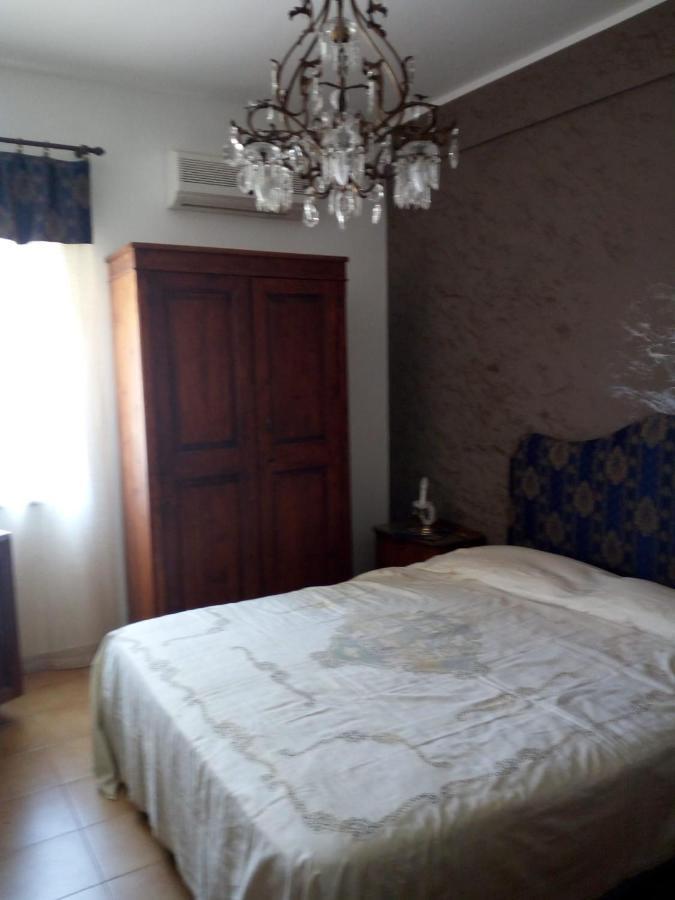 B B Casa Vacanze Il Pino Di Pino 拉斯卡里 外观 照片